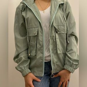 Light rain jacket